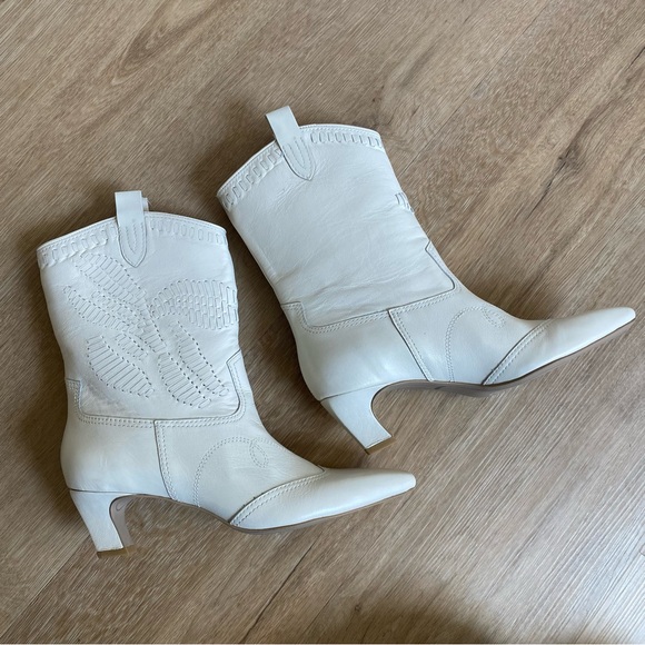NEW Dolce Vita Tavla Boots Off White Leather - Picture 7 of 9